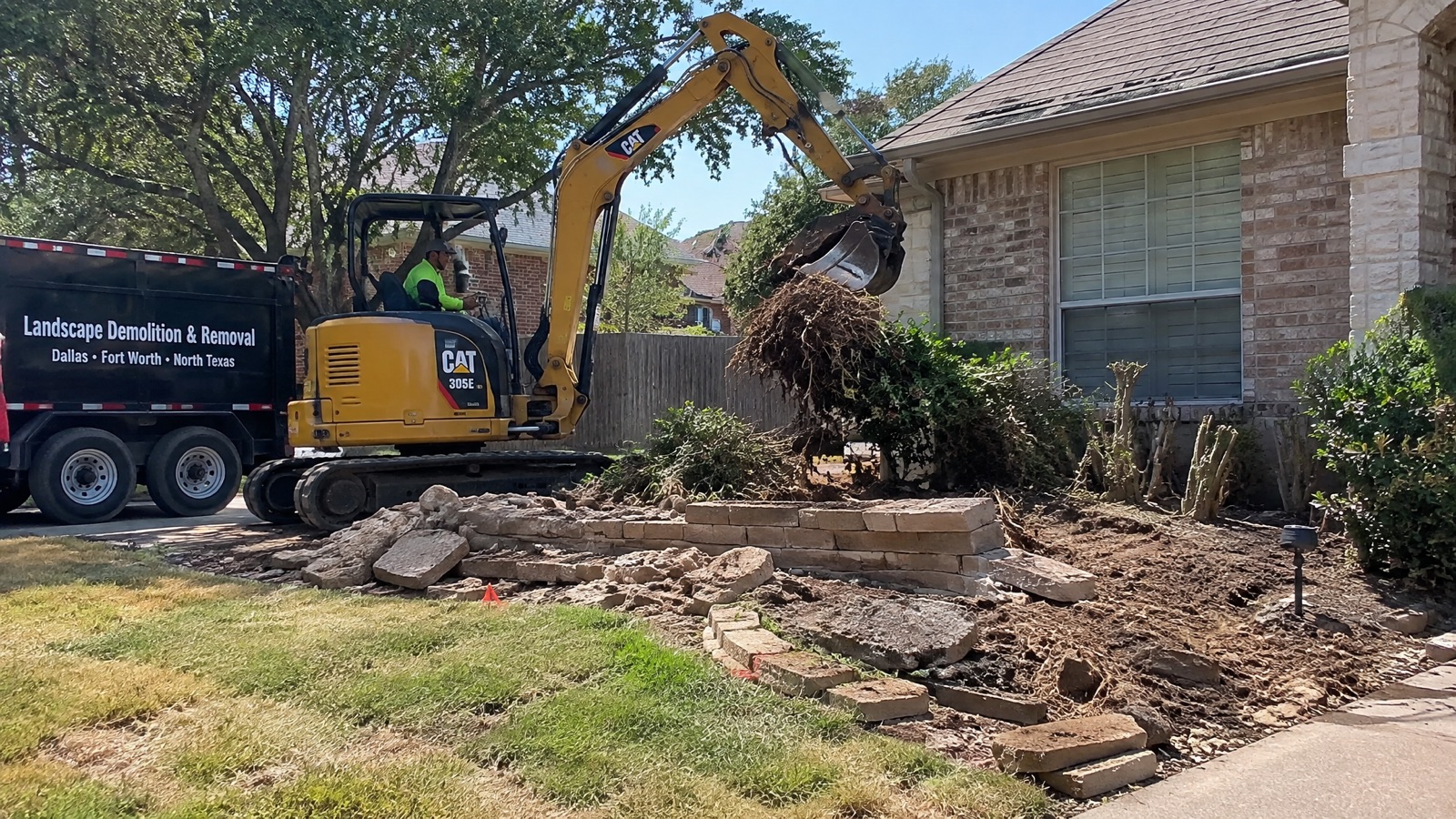 Stump Grinding in Dallas, TX design inspiration in Dallas